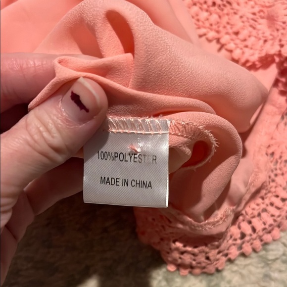 Darling Lace Trim Sleeveless Blouse in Coral - Picture 5 of 7